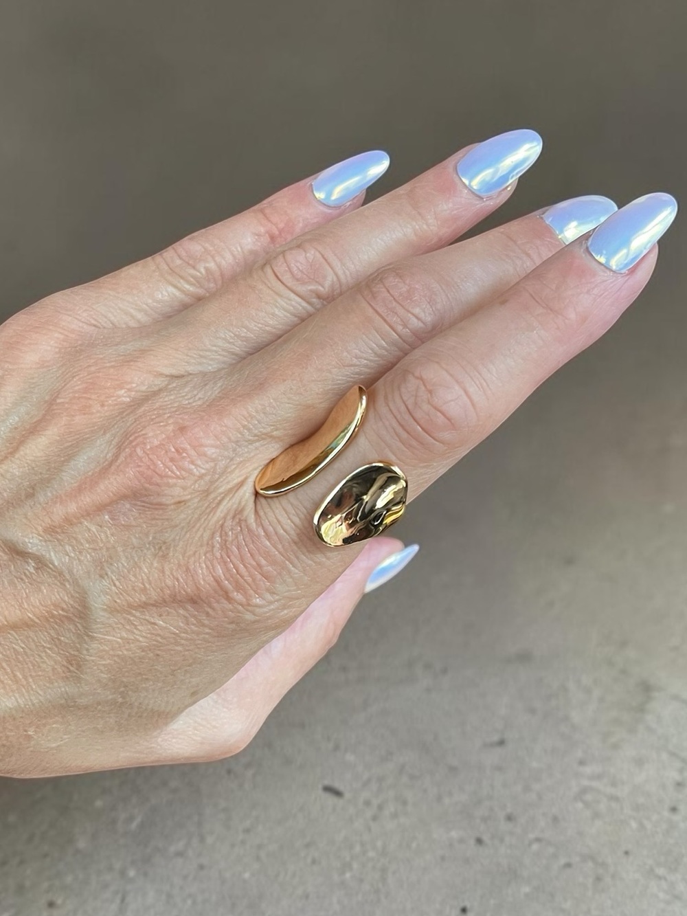 Modern Gold Tone Sculptural Open Wrap Ring Adjustable Size 8